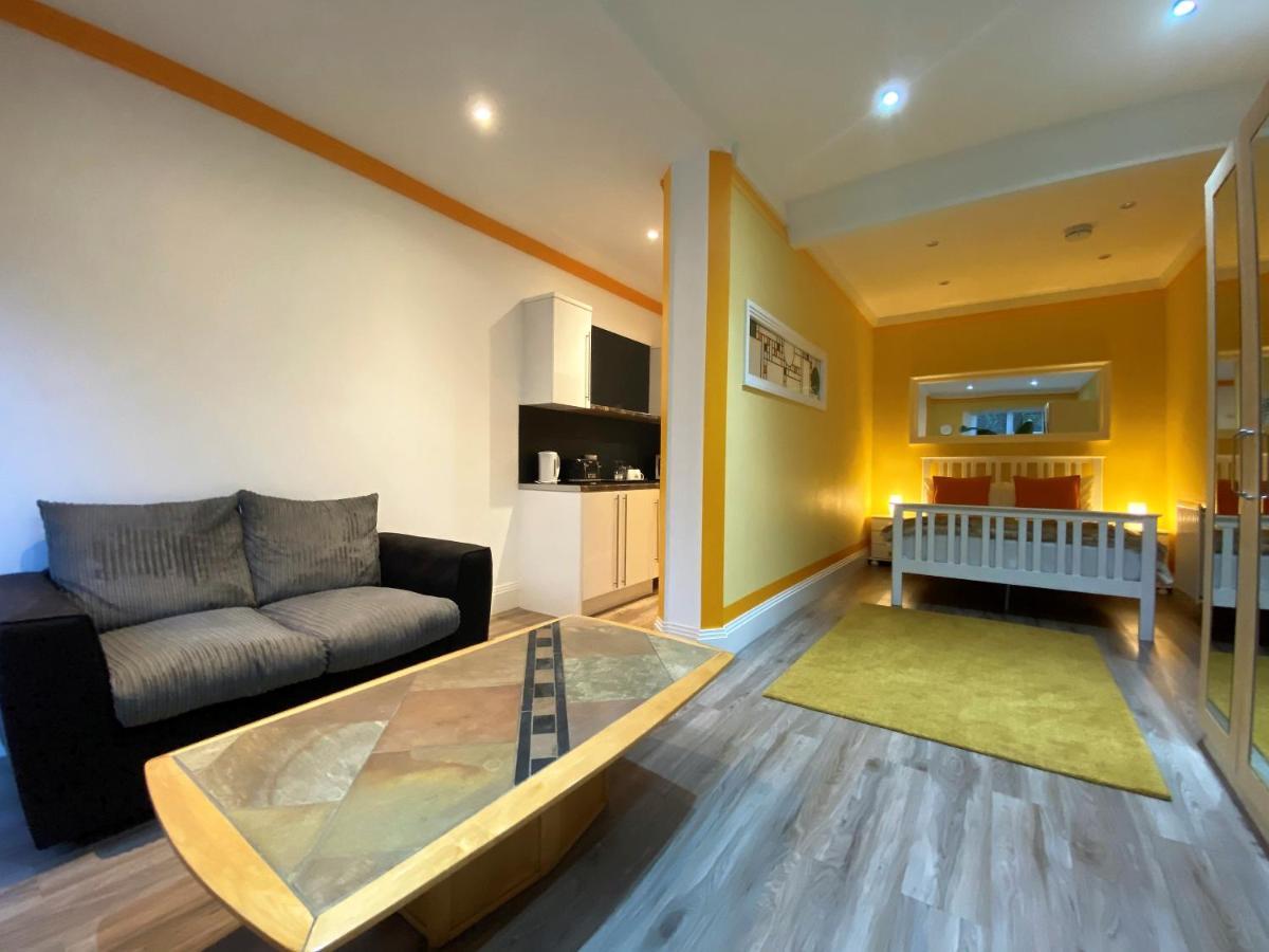 Harlestone Retreat (Adults Only) Hotell Northampton Eksteriør bilde
